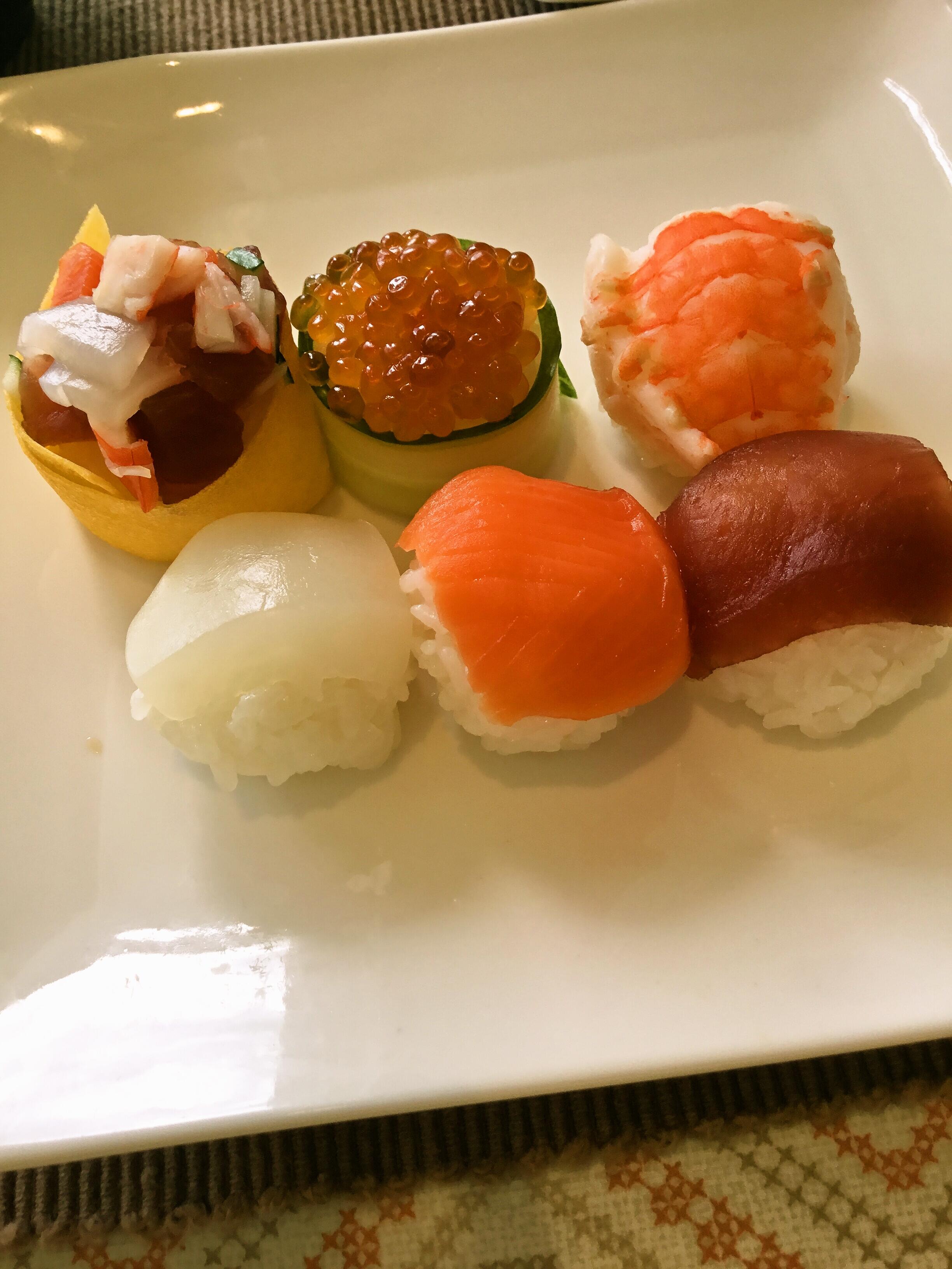 和食　てまり寿司.jpg